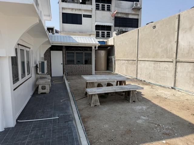 ให้เช่าบ้านเดี่ยว วชิรธรรมสาธิต 57 สุขุมวิท1011 ถนนวชิรธรรมสาธิต ออกซอยศรีนครินทร์ 42 ได้ บ้านสวย เดินทางสะดวก ใกล้ พาราไดซ์ พาร์ค ซีคอนสแควร์ สวนหลวง 12