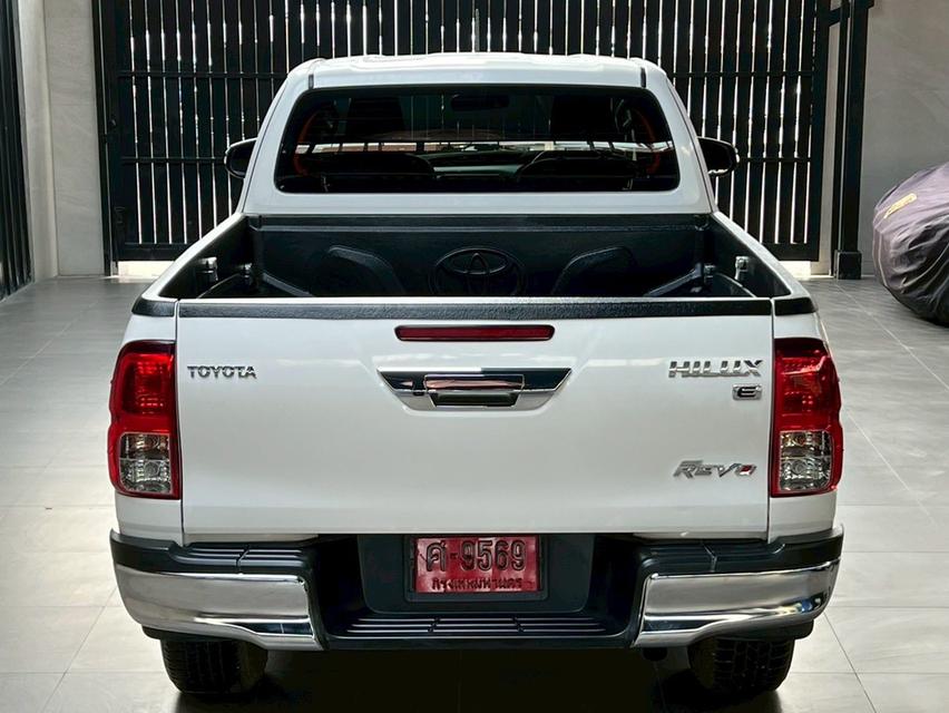Toyota HILUX REVO 2.4 SMART CAB E Plus Prerunner Pickup 10