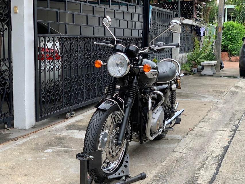 Triumph Bonneville T100 2017 Oil Cool 4