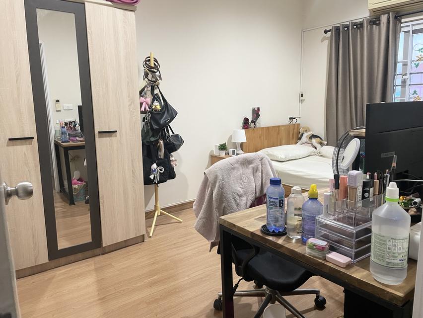ขายทาวน์เฮ้าส์ : หมู่บ้านโกลเด้นทาวน์ 2 บางนา - สวนหลวง 8