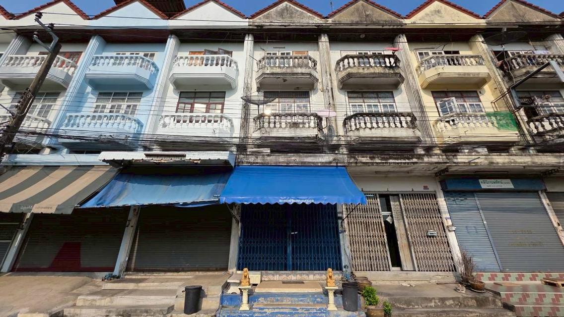 ขายด่วน! อาคารพาณิชย์ 3.5 ชั้น ซอยเสรีไทย 32 – ทำเลดี ค้าขายได้ หน้าบ้านไม่ชนใคร 1