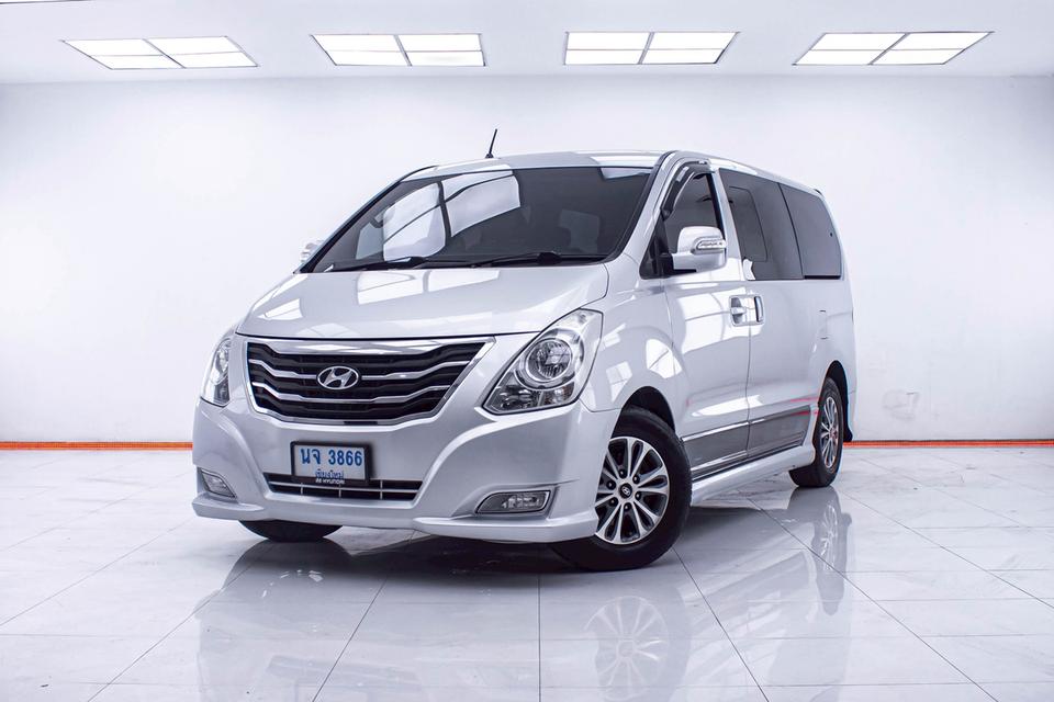 HYUNDAI H-1 2.5 DELUXE 2009 