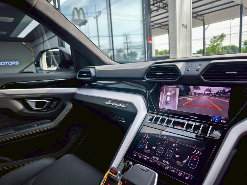 รหัสรถ KPV53 2024 Lamborghini Urus S 4.0 4WD Super car SUV 9