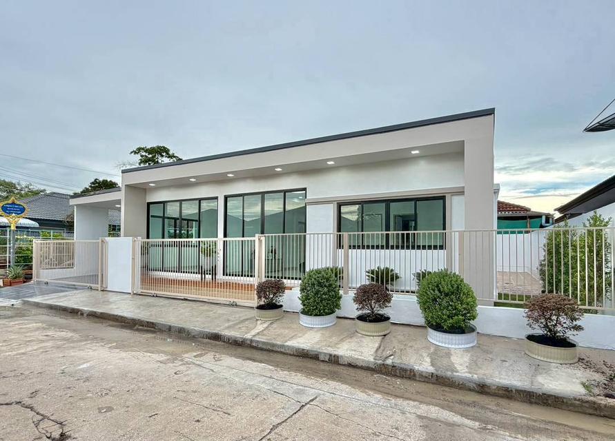หมู่บ้านพฤกษา3 ถนนวัดลาดปลาดุก บางบัวทอง บ้านเดี่ยวชั้นเดียว หลังมุม ตกแต่งใหม่พร้อมอยู่ มีพื้นที่รอบบ้าน 3