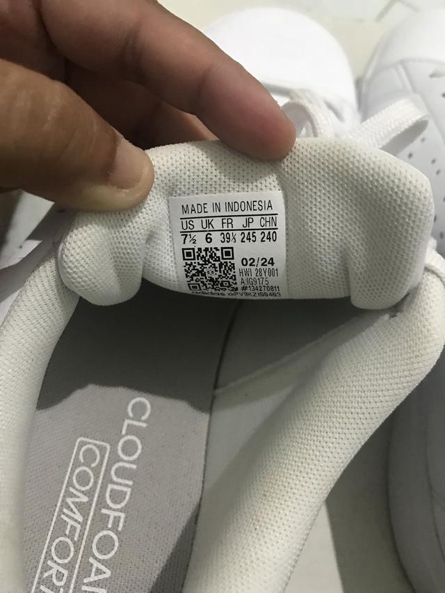 รองเท้าadidas มือ2 2