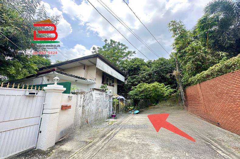  ที่ดิน ซอยสายลม 2 (ซอยพหลโยธิน 8) เนื้อที่ 42.8 ตร.ว (ใกล้กสทช., สโมสรทหารบก) ถนนพหลโยธิน แขวงสามเสนใน เขตพญาไท กรุงเทพมหานคร 1