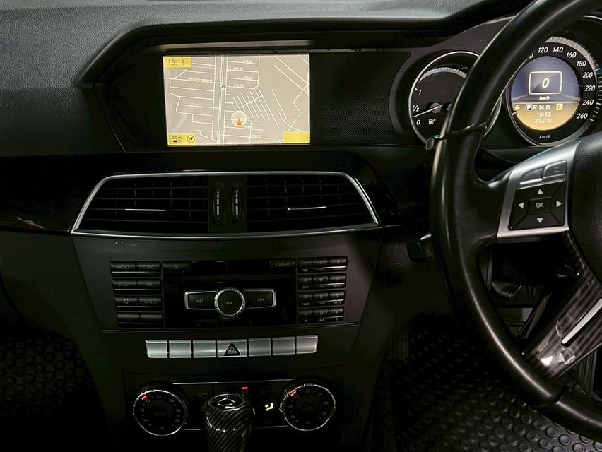 Mercedes-Benz C200 CGI 1.8 W204 Elegance Sedan 10
