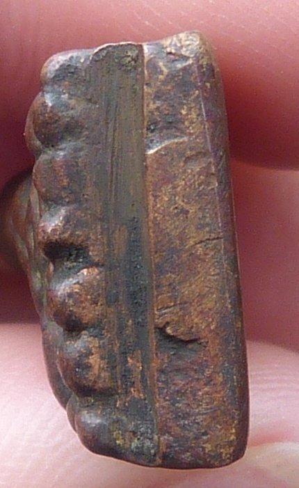 หลวงปู่ทวดพิมพ์หลังเตารีด อาปาเช่ รูปที่ 5