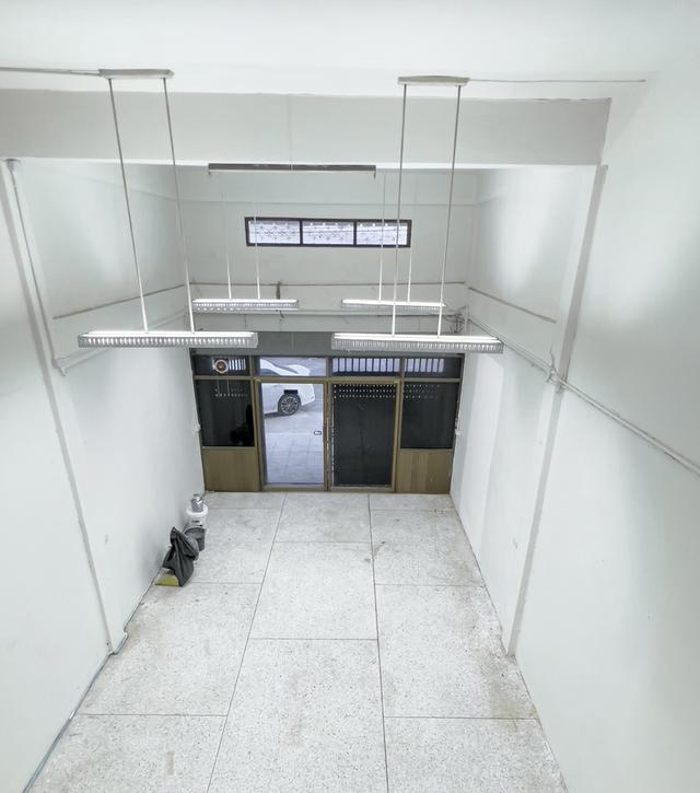 ตึกแถว อาคารพาณิชย์ให้เช่า 3