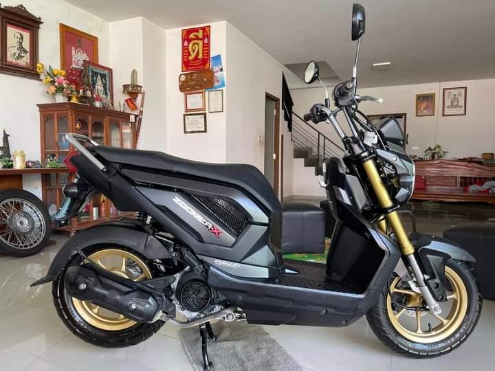 Honda zoomerx black 