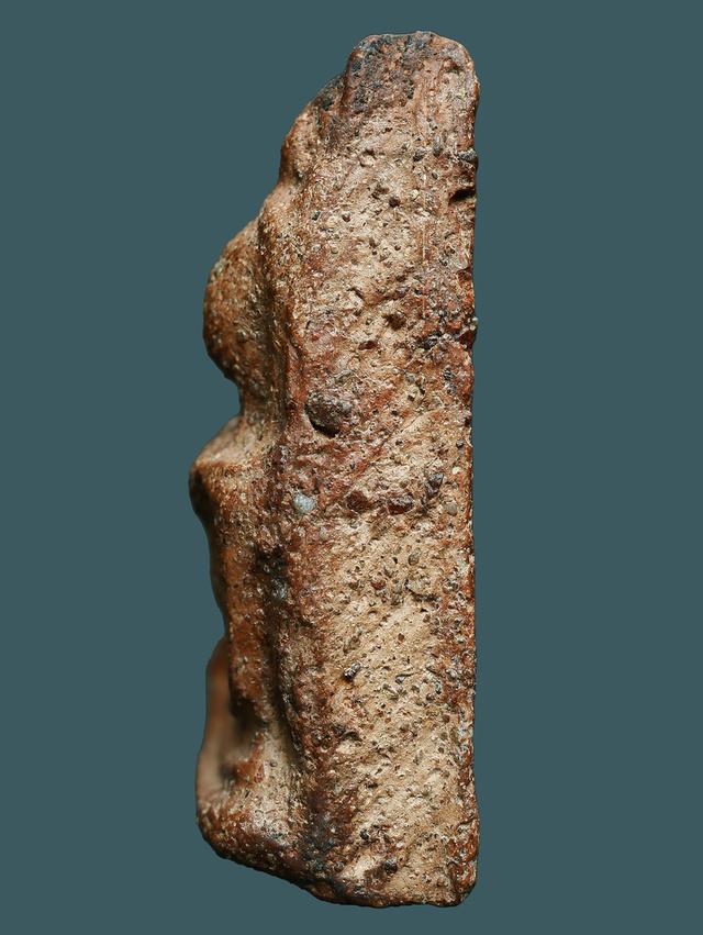 พระนางพญา พิมพ์เข่าโค้ง กรุวัดนางพญา พิษณุโลก....เก่า เดิมๆ 3