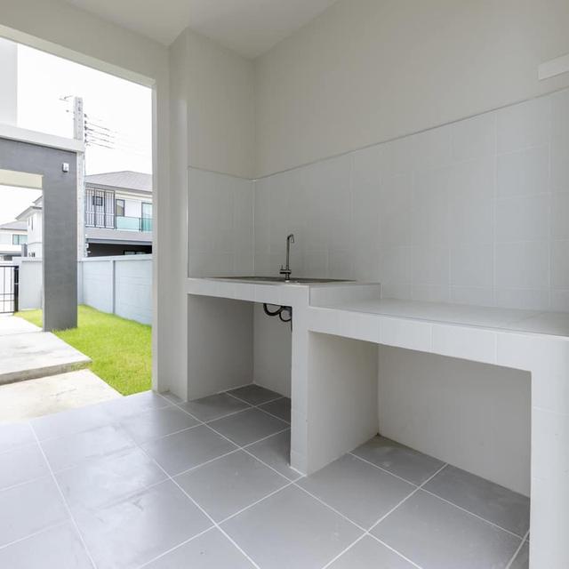 ฺBrixton 140 Sqm บ้านแฝด 2 ชั้น 3 ห้องนอน 3 ห้องน้ำ 2 ที่จอดรถ 16