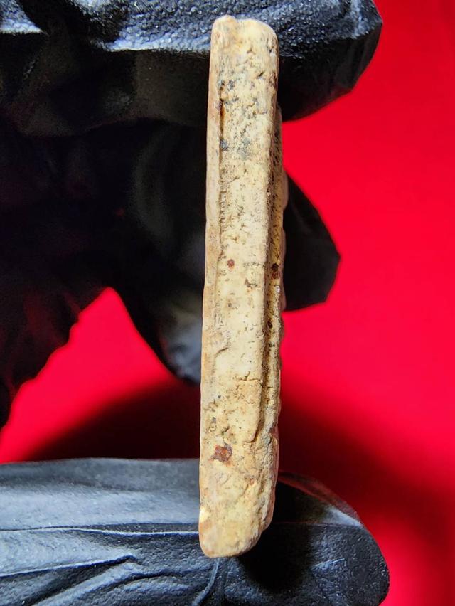 พระสมเด็จบางขุนพรหม พิมพ์ใหญ่ หลังตรายางน้ำเงิน 2