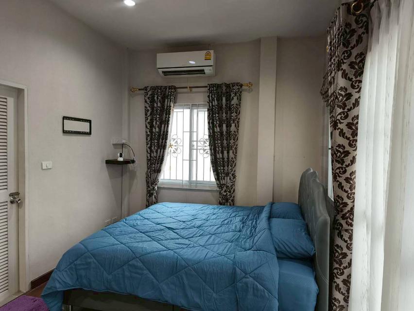 🏡⭐ ให้เช่าด่วน! ทาวน์โฮม 2 ชั้น (หลังมุม หน้ากว้าง 9 ม. ทิศใต้ ฮวงจุ้ยดี) เฟอร์/เครื่องใช้ไฟฟ้าใหม่เกือบทั้งหมด! 💥 12
