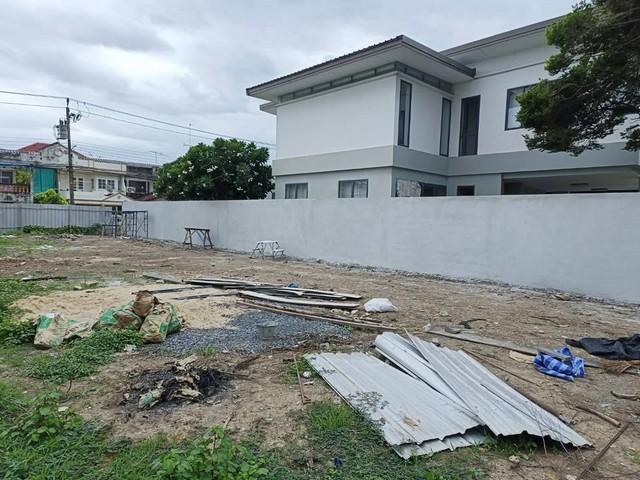 ขายที่ดินถมแล้ว 135 ตร.ว. หน้ากว้าง 16 เมตร ย่านนาคนิวาส โชคชัย 4 ใกล้ MRT โชคชัย 4 3