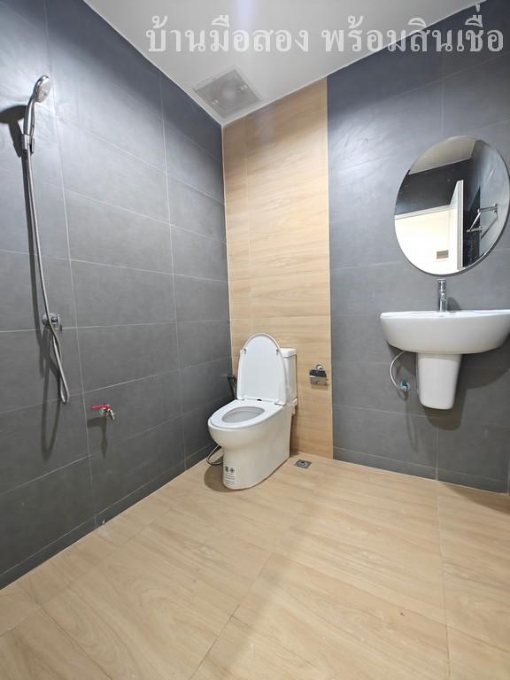 หมู่บ้านรัชธานี6 สายไหม 5