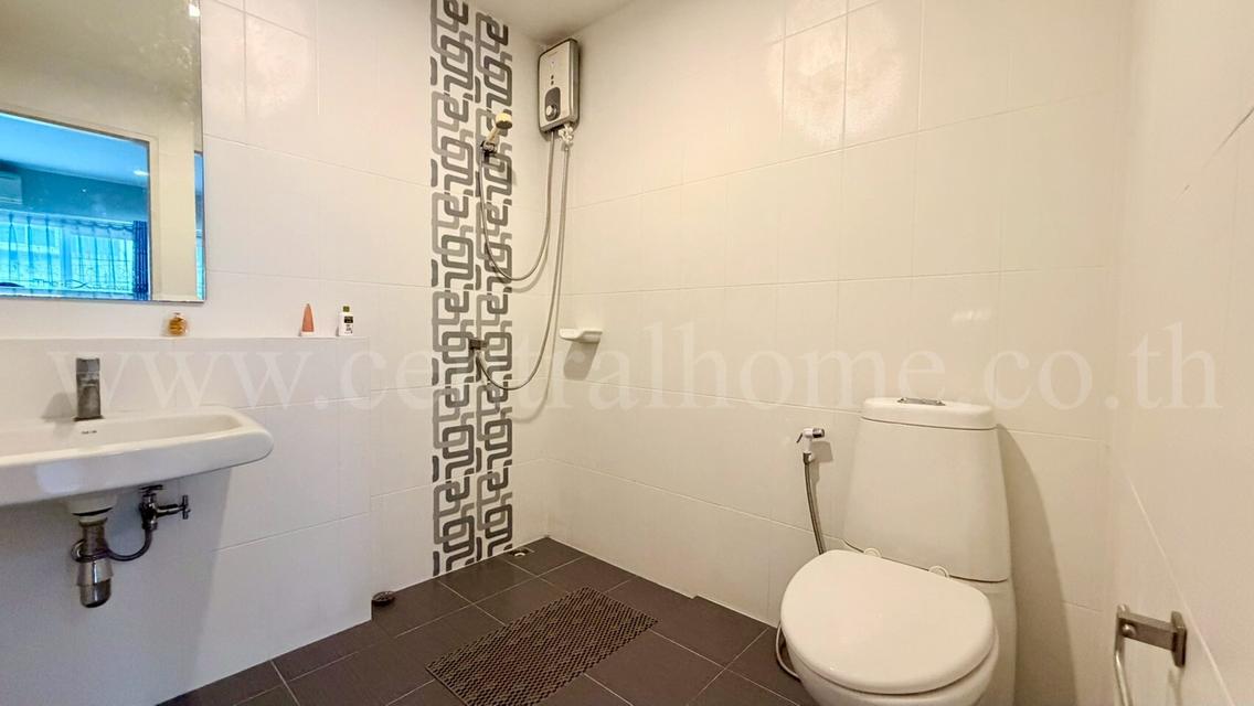 ทาวน์โฮม 3 ชั้น ดิ เอ็กซ์คลูซีฟ แคราย - งามวงศ์วาน หลังริม 13