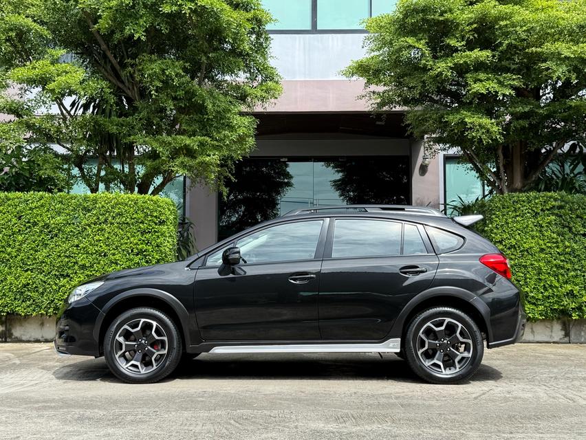 2016 SUBARU XV 2.0 STI รถมือเดียวออกป้ายแดง รถวิ่งน้อย ประวัติศูนย์ครบ รถไม่เคยมีอุบัติเหตุครับ 5