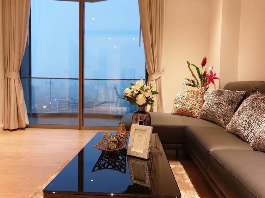 Condo For Rent "Magnolias Waterfront Residences" -- 1 Bed 60 Sq.m. 60,000 Baht -- Luxury condo along the Chao Phraya River! 3