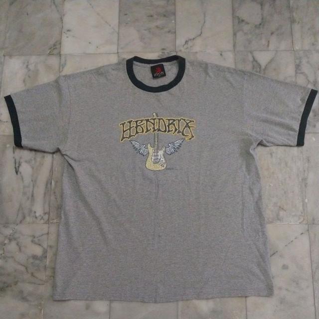 เสื้อยืดแขนสั้น แนวนักกีต้าร์ นักร้องชาวจาเมกา Jimi Hendrix Guitar With Wings แท้ มือสอง สภาพดี ของพร้อมส่งครับ