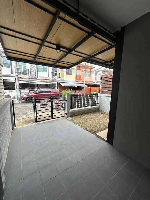 ขาย : ทาวน์โฮม 2 ชั้น, เนื้อที่ 18.2 ตรว. หมู่บ้านกัสโต้ แกรนด์ รามคำแหง  ถนนราษฎร์พัฒนา  13