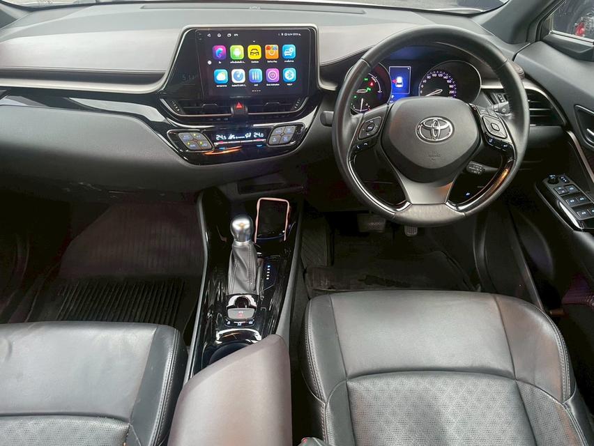 Toyota C-HR Hybrid  Y19 Wagon 4dr 1.8 HI HV  CVT FWD top  1.8 (Hybrid) สีขาว ออโต้  17