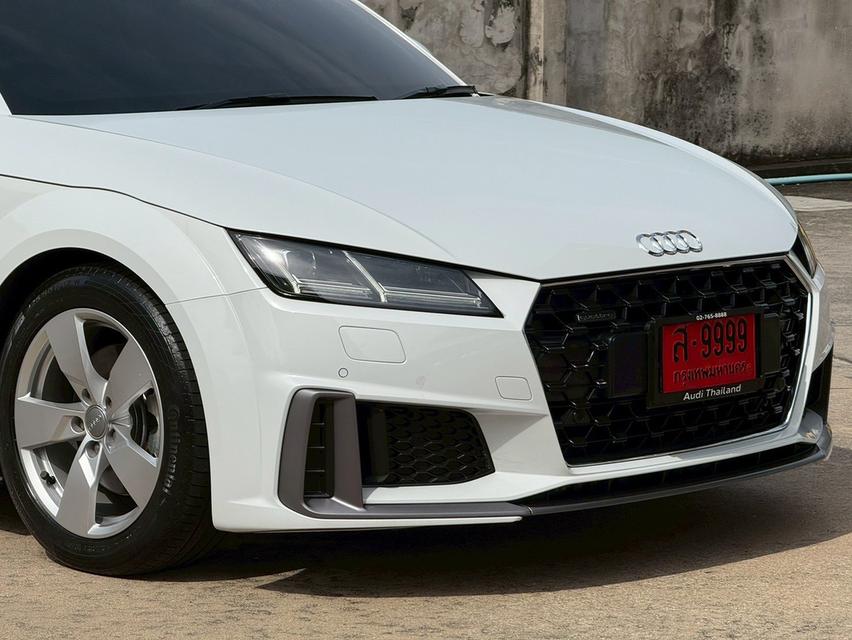 Audi TT Coupe 45 TFSI S line ปี 2020 สีขาว ไมล์ 43,xxx km