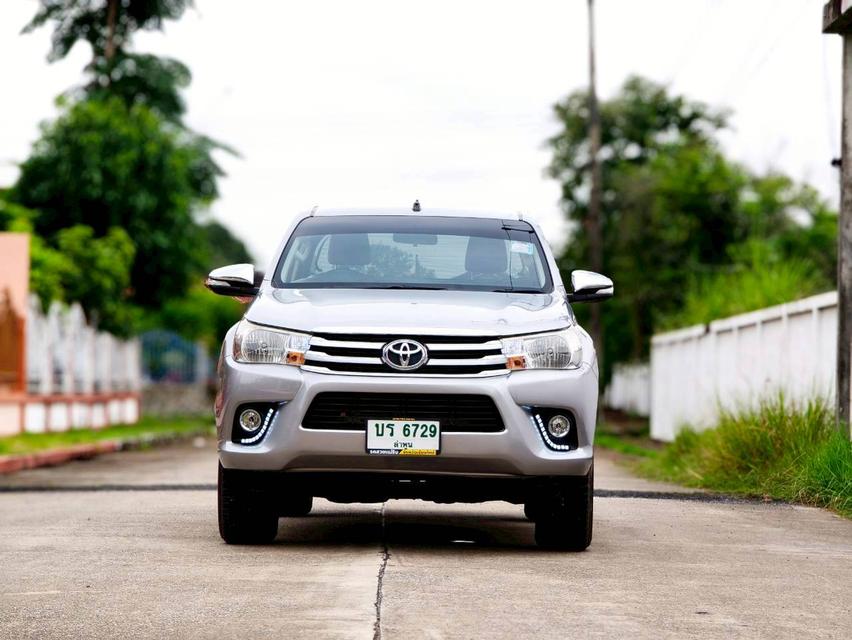 Toyota revo prerunner smart cab 2.8 g ปี 2016 ตัวสูง ราคา 379,000