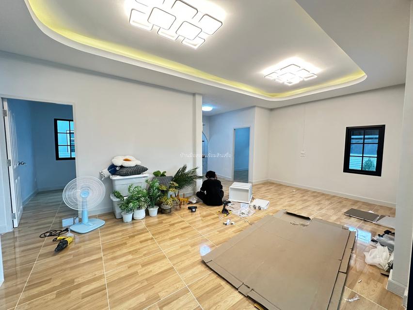 หมู่บ้านมีนบุรีการ์เด้นโฮม ราษฎร์อุทิศ 5