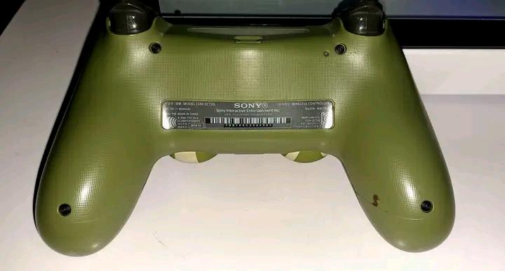 จอย ps4 gen2 มือสองแท้ครบกล่อง รูปที่ 5