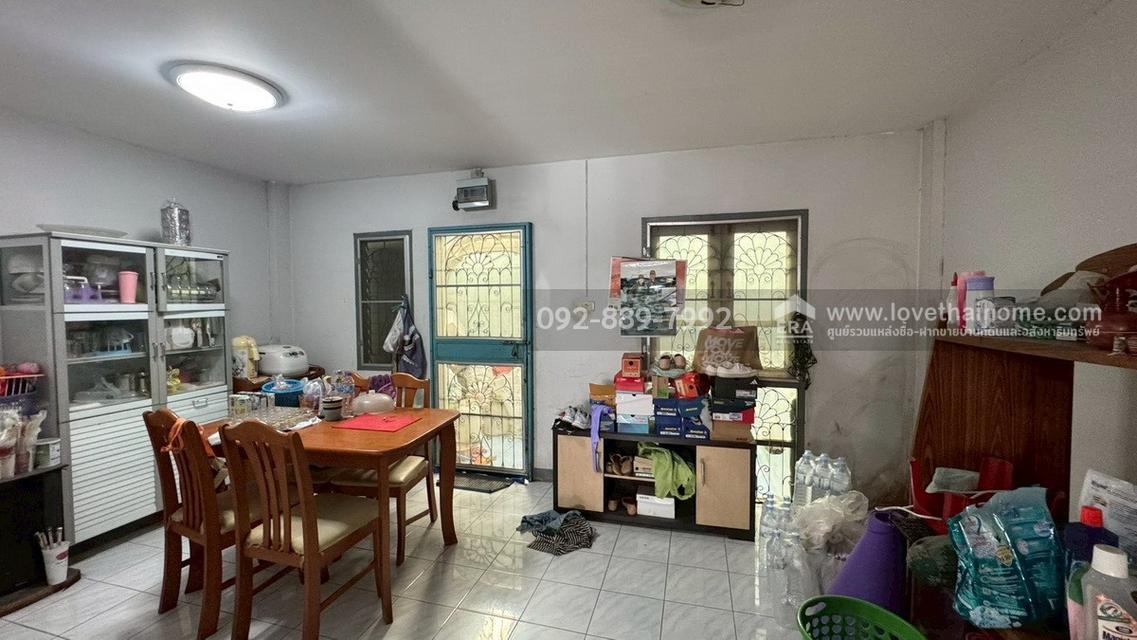 ขายทาวน์เฮ้าส์ 2 ชั้น หมู่บ้านกานดา กม.23 พระราม2-นาดี พื้นที่ 20 ตรว. ราคาถูกที่สุดในโครงการนี้แล้ว ขายเพียง 1.4 ล้านบาท ใกล้เซ็นทรัล มหาชัย 3
