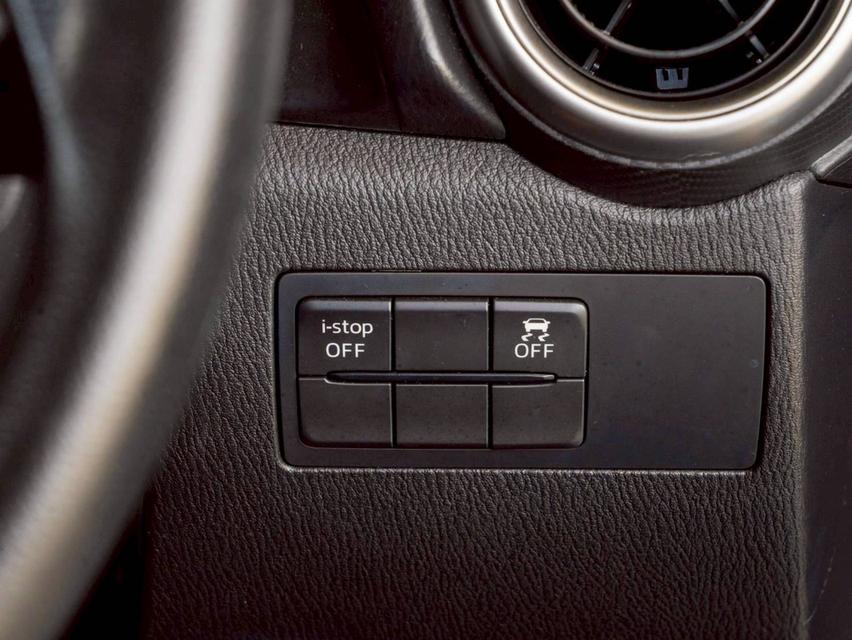 Mazda 2 1.3 C Sport (MNC) ปีจด 2022 9