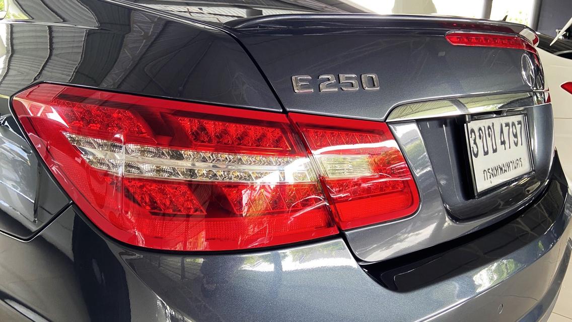 Mercedes-Benz E250CGI Coupe  6