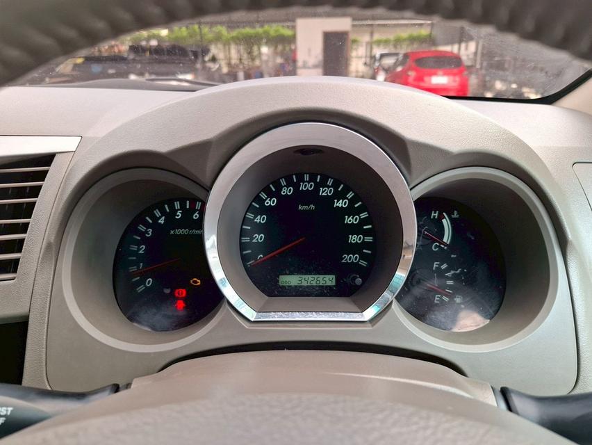 รหัสรถ KN7738 TOYOTA FORTUNER 2.7 V ปี05 LPG 11