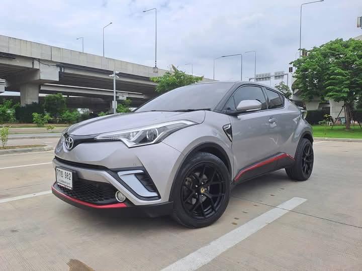 รีบขาย Toyota CHR 1