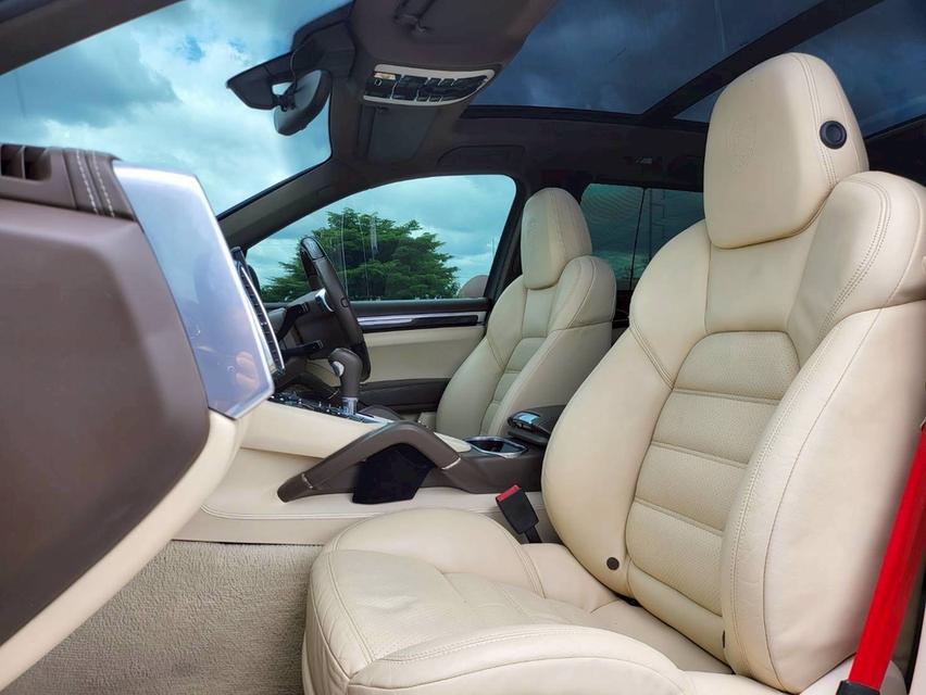 รหัสรถ NC9898 🚗 PORSCHE Cayenne S Hybrid (4WD) ปี 2011 16