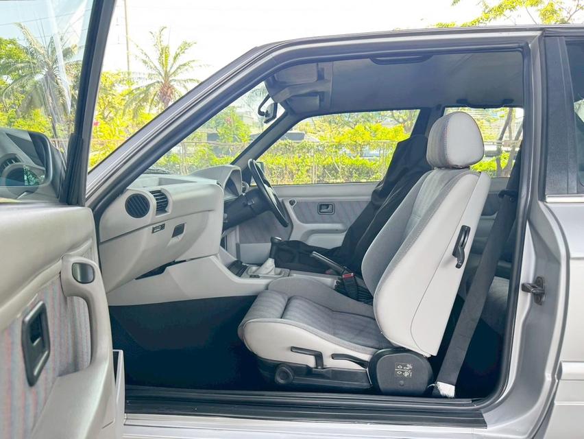 1990 BMW 318i 1.8 E30 MT 2 ประตู  เกียร์ธรรมดา พร้อมใช้งาน รูปที่ 16