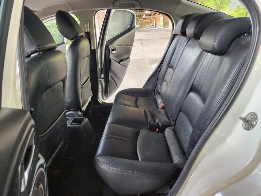 Mazda 2 1.3 High Connect Sedan AT ปี 2018 18