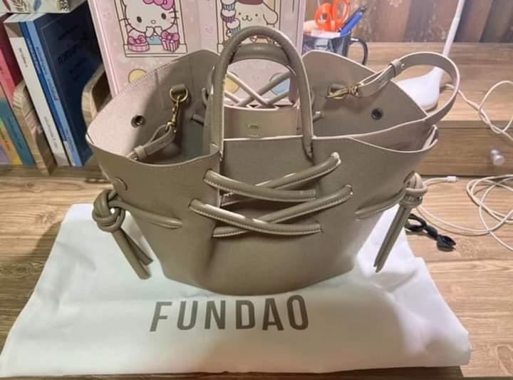 ขายต่อ Fundao รุ่น Ava Grained Calfskin สี Taupe