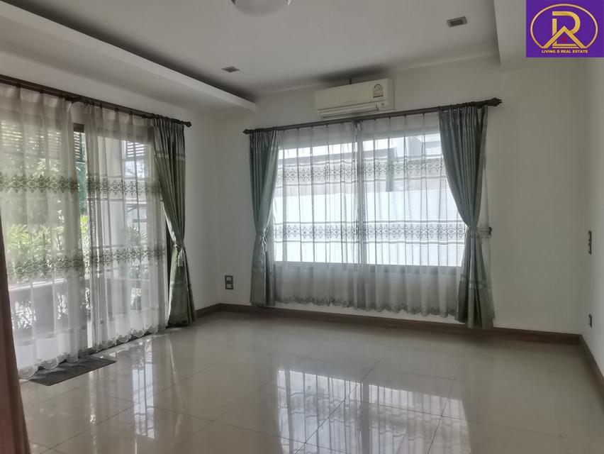 ให้เช่าบ้านเดี่ยว 2 ชั้น หลังใหญ่ ปรับปรุงใหม่ พร้อมอยู่ ทำเลทองใจกลางเมืองชลบุรี หมู่บ้านเดอะบราวน์ เฮ้าส์ (The Brown House) 5