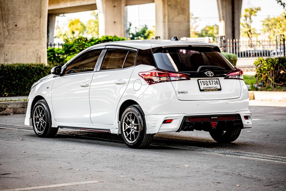 Toyota Yaris 1.2 Entry ปี 2020 สีขาว มือเดียวป้ายแดง สภาพใหม่มากๆ  6