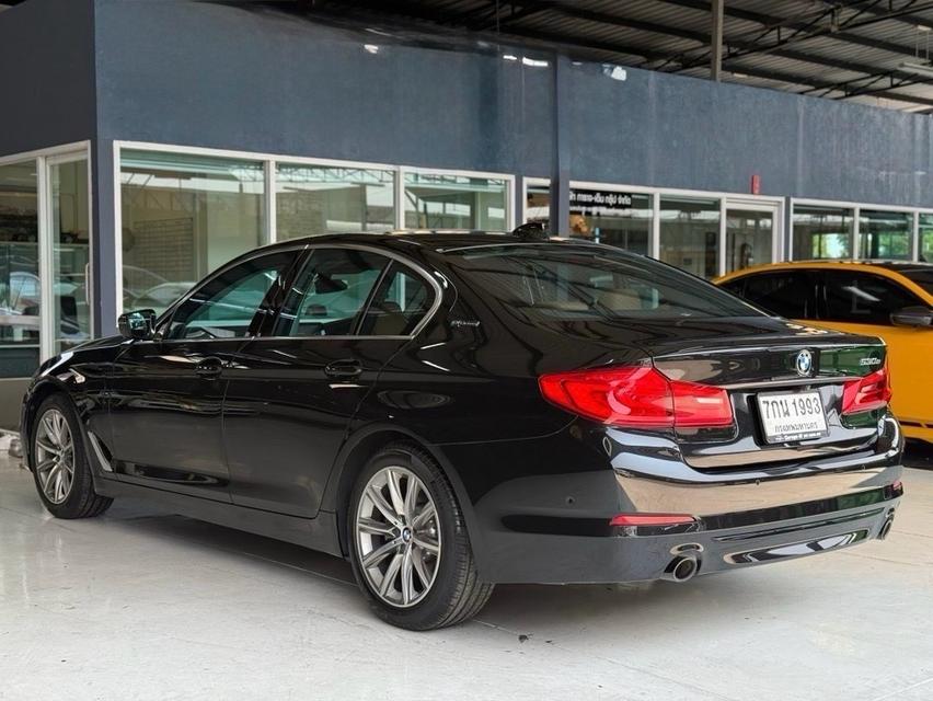 รหัสรถ JRS1993 BMW 530e Elite (G20) (เบนซิน + ปลั๊กอินไฮบริด)รถปี 2019 3