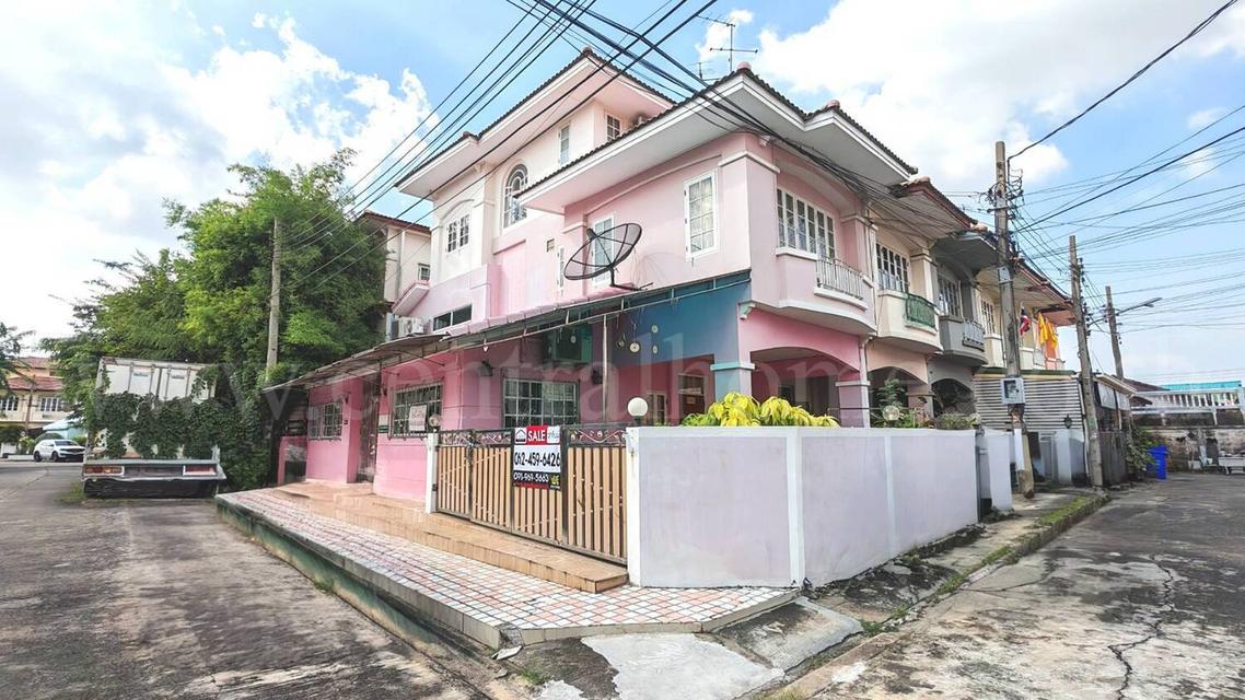 ทาวน์เฮ้าส์ 2 ชั้นครึ่ง สรานนท์ ติวานนท์ - ปากเกร็ด หลังมุม 3