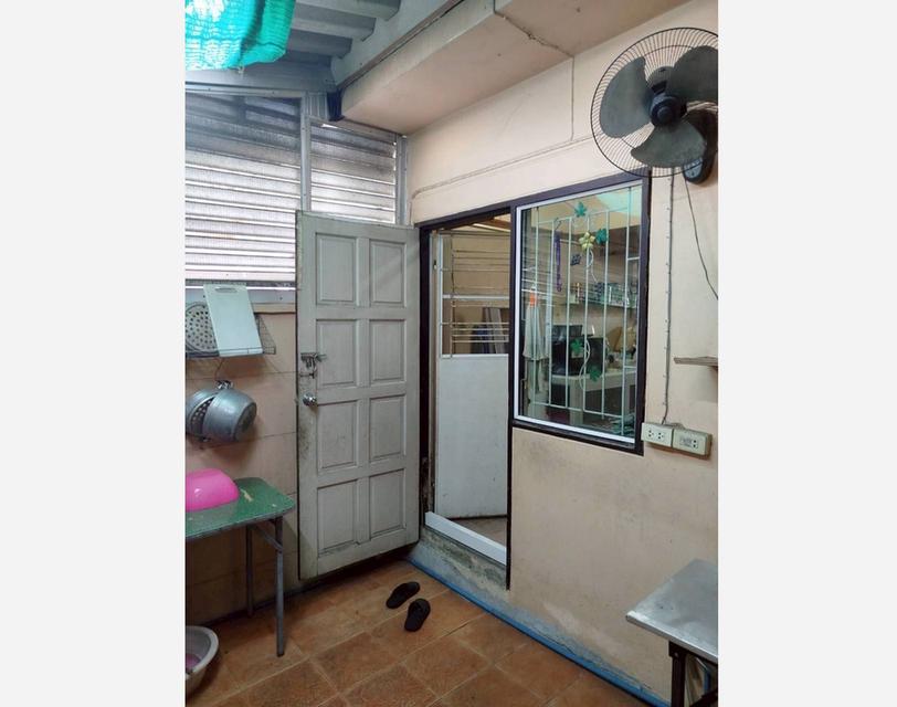 อาคารพาณิชย์ 4.5 ชั้น 24 ตารางวา ซอยบางรักน้อย 1 ติดถนนราชพฤกษ์ เมืองนนทบุรี ใกล้ MRT บางรักน้อย 11