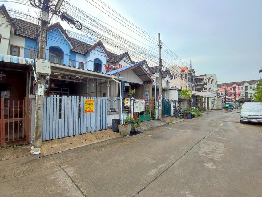 ขายบ้าน 2 ชั้น หมู่บ้านร่มรื่นวิลล์ ใกล้โลตัสบางใหญ่ นนทบุรี 3
