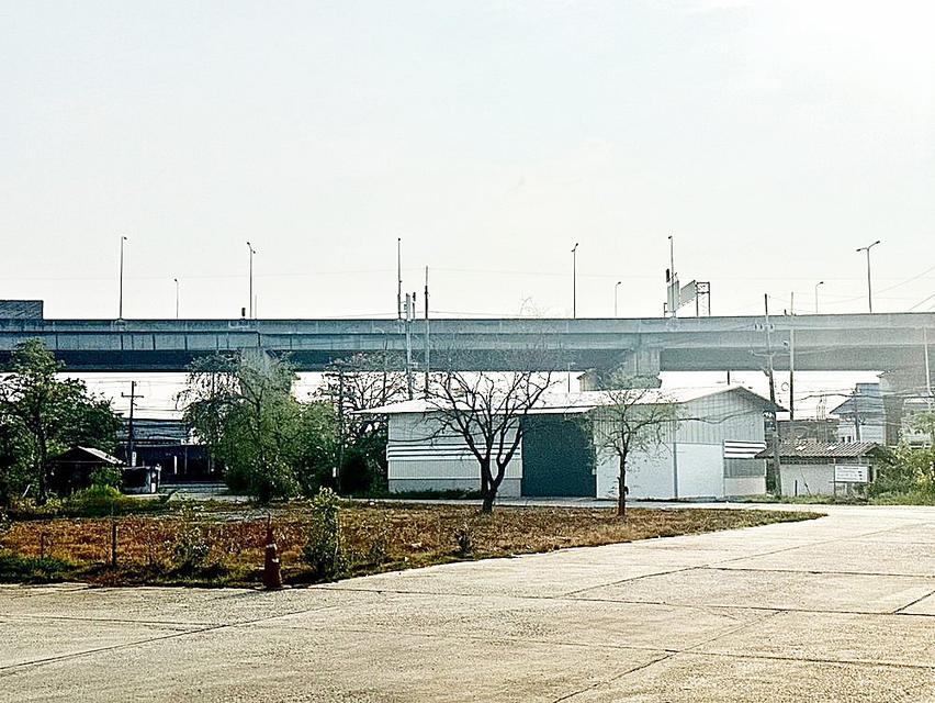 ที่ใกล้ถนนใหญ่ บางนา-ตราด กม.42 ใกล้สนามบิน ใกล้ท่าเรือ ใกล้นิคมอมตะนคร ใกล้นิคมเวลโกรว์ 1