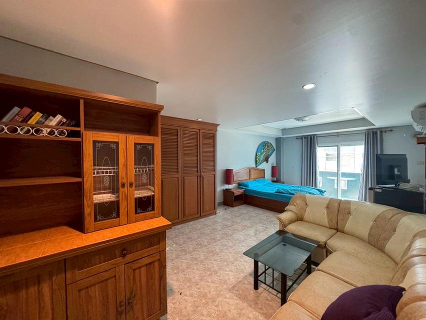 ให้เช่าตึกพาณิชย์ติดถนนหลักพัทยา จ.ชลบุรี 13