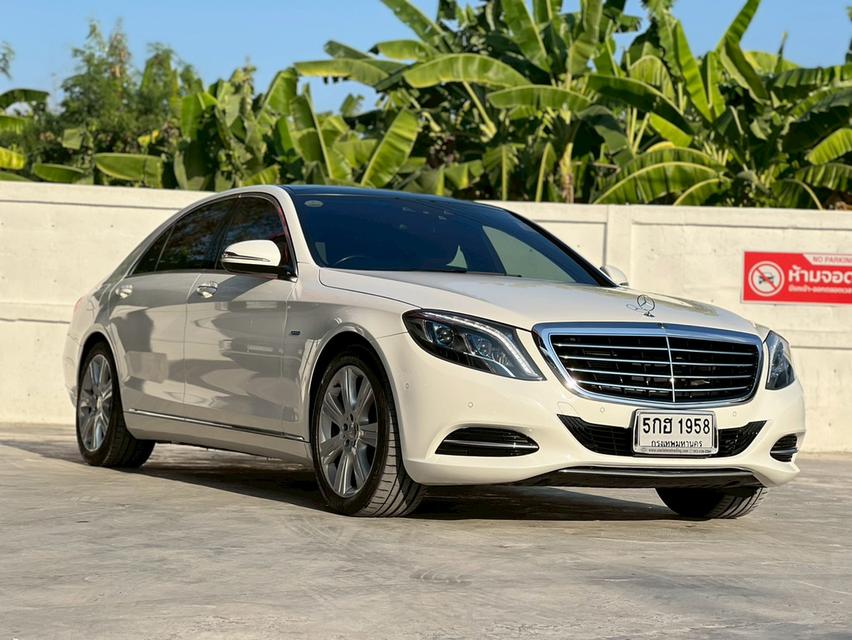 ปี 2017 BENZ S-CLASS, S500e เดียวป้ายแดงคู่มือบุ๊คเซอร์วิสครบ มีประกันภ้ยชั้น1 วิริยะ เหลือ รูปที่ 3