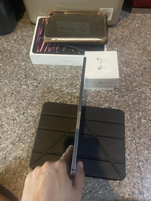 ขายiPadPro11นิ้วสีSpace Gray 128กิ๊กWifi Celluerใส่ซิมได้ถูกๆสวยๆ