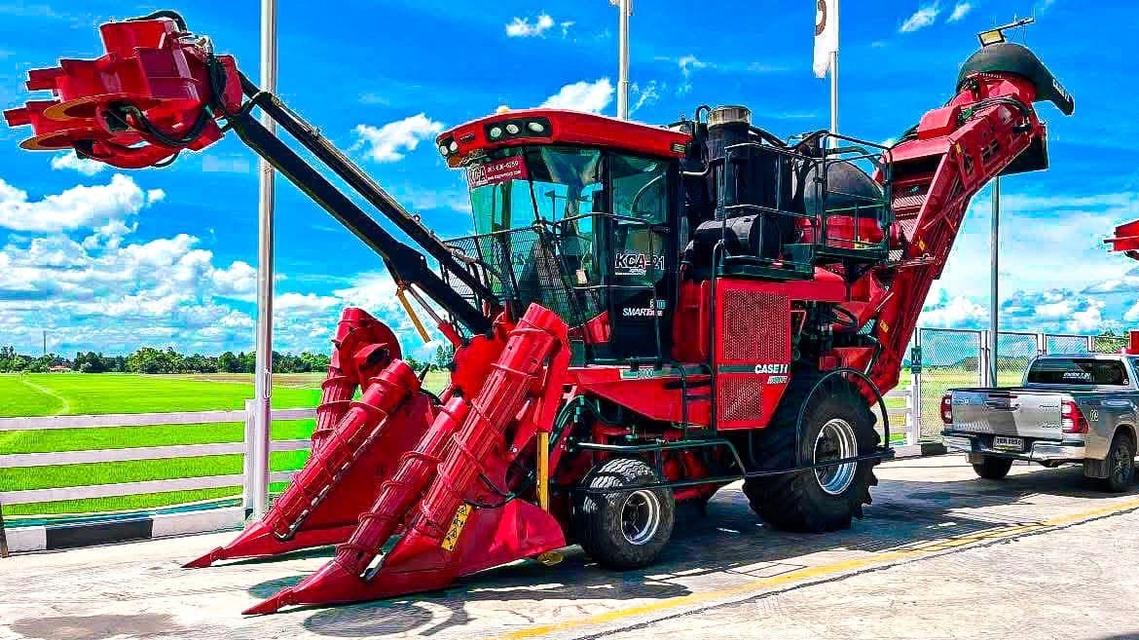 ส่งต่อรถตัดอ้อย Case iH รุ่น A 8000 (A-21) ปี 2013 4